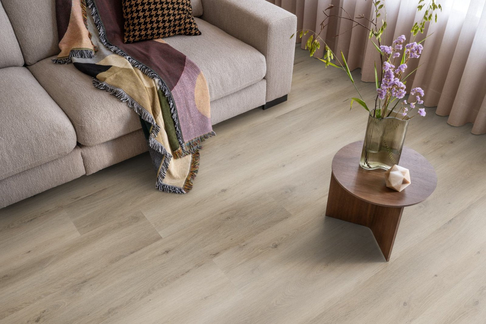 Ingelstad grijsbeige eiken sfeer
