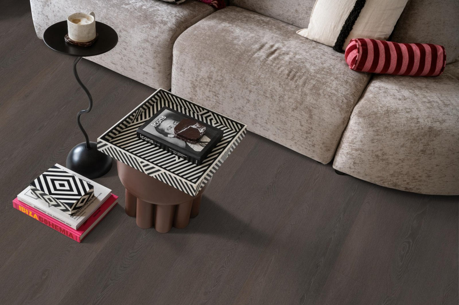 Wide board dryback charcoal sfeer