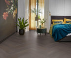 Herringbone click SRC charcoal sfeer