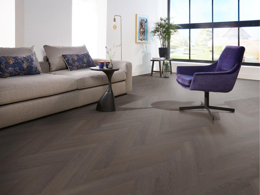 Herringbone click SRC charcoal sfeer