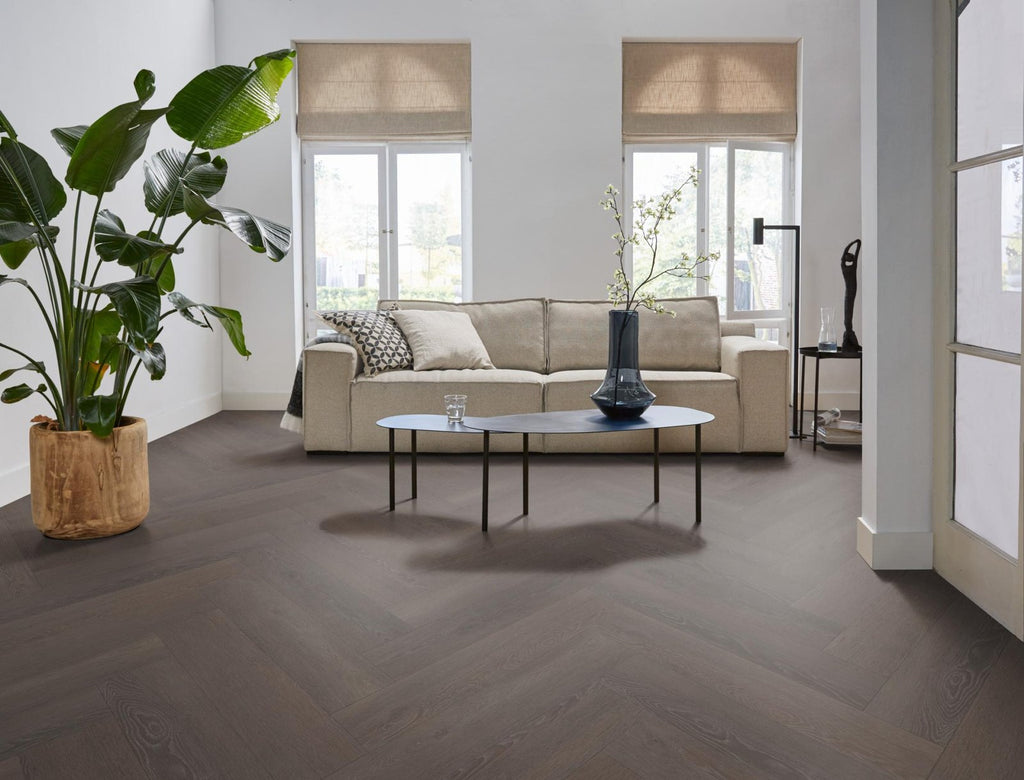 Herringbone click SRC charcoal sfeer