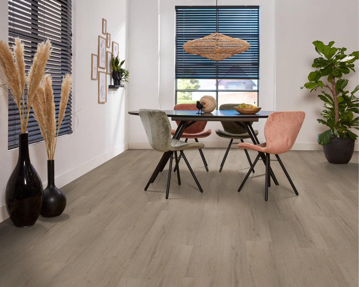 Venera click smoky sfeer