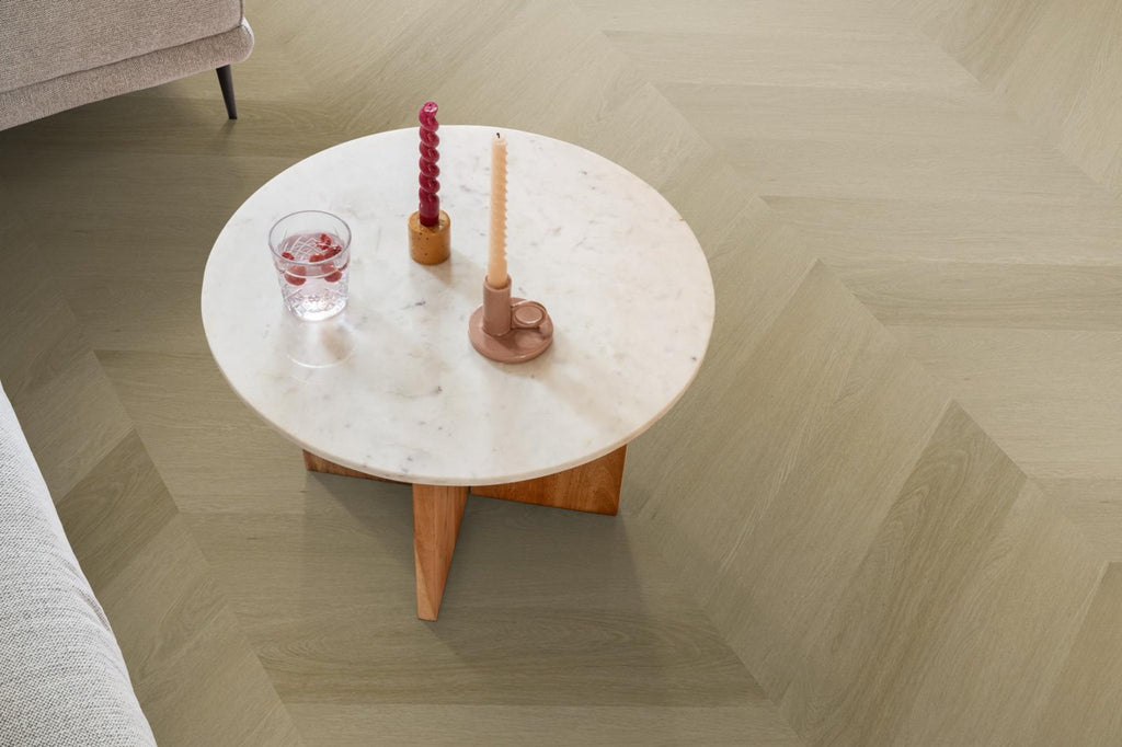 Spigato Estino hongaarse punt dryback warm oak sfeer