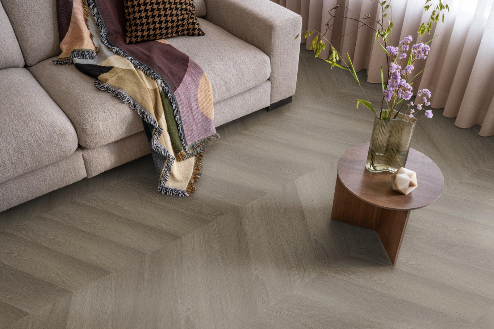 Spigato Estino hongaarse punt dryback brown sfeer