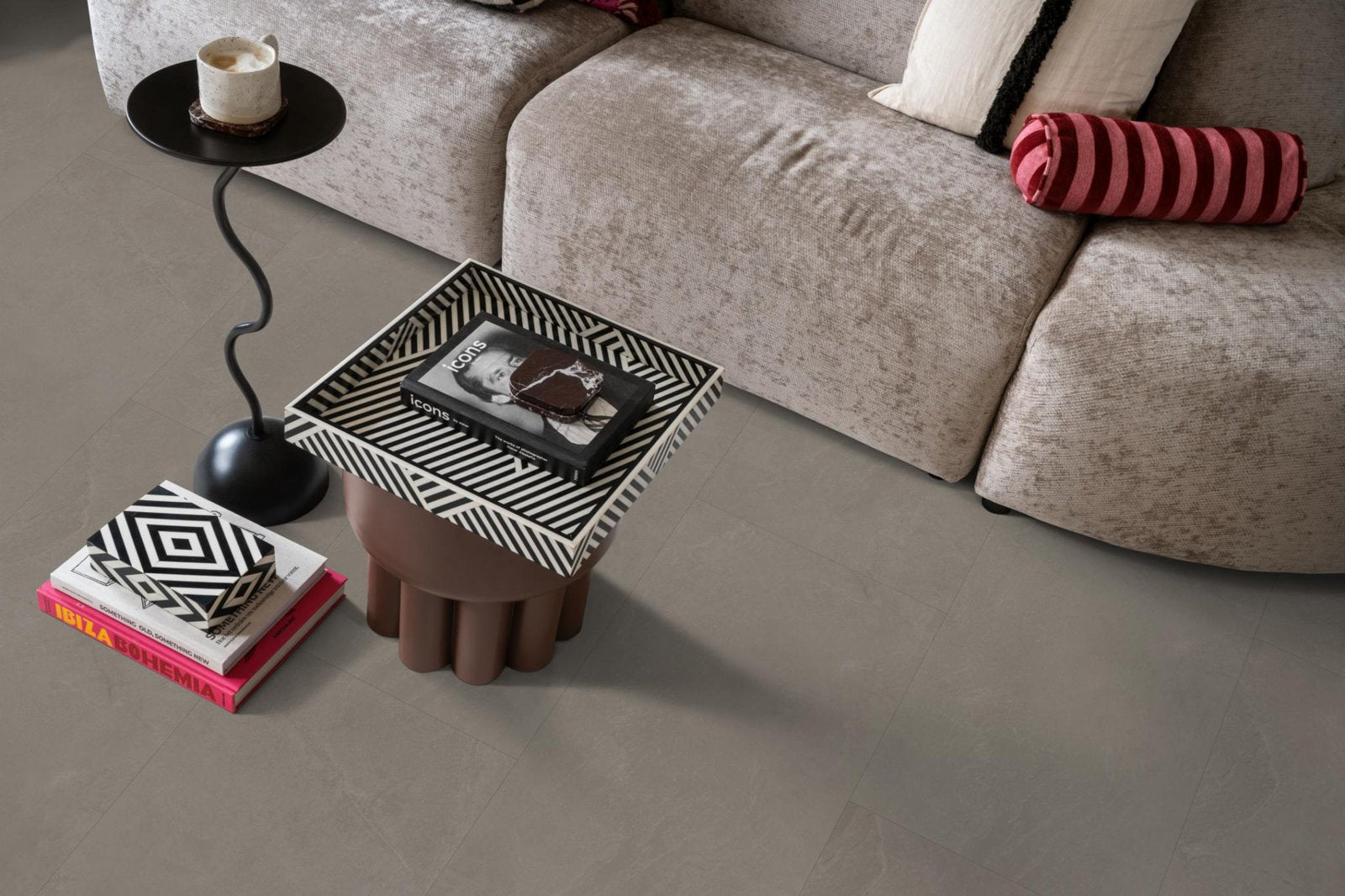 Noveno dryback warm grey sfeer