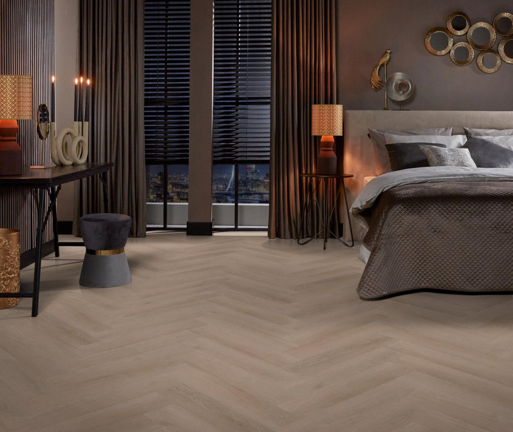 Spigato Navaro visgraat click dark oak sfeer