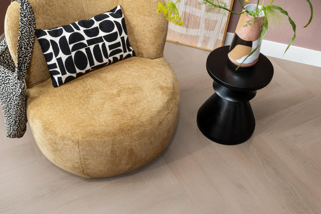 Spigato Navaro visgraat click dark oak sfeer
