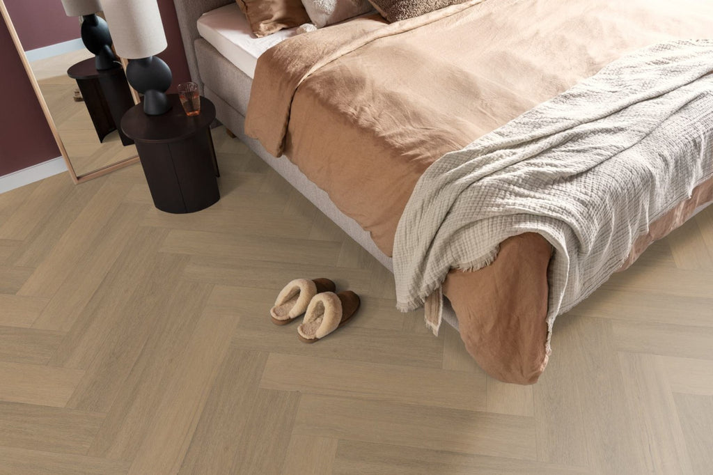 Spigato Viranto visgraat click SRC warm natural sfeer
