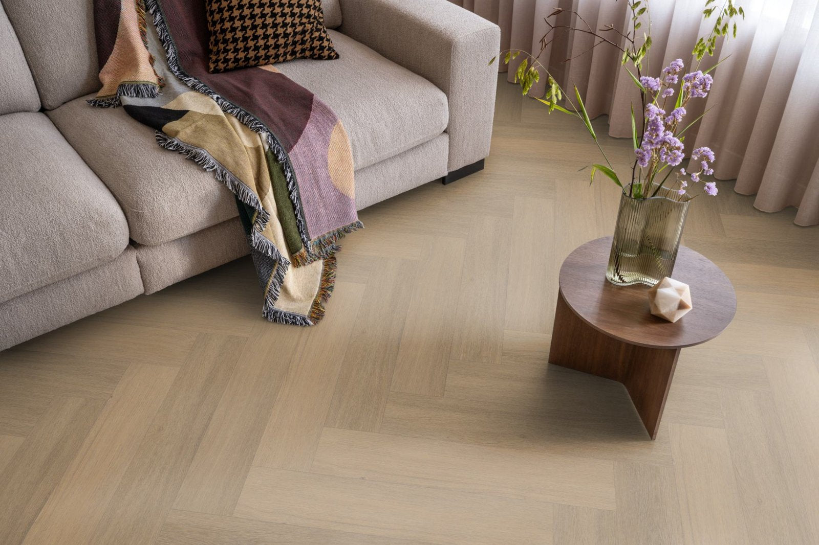 Spigato Viranto visgraat click SRC warm natural sfeer