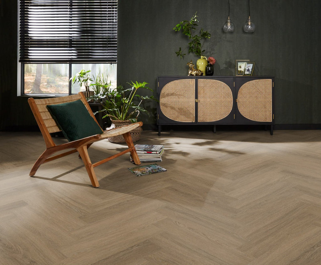 Spigato Viranto visgraat click SRC light brown sfeer