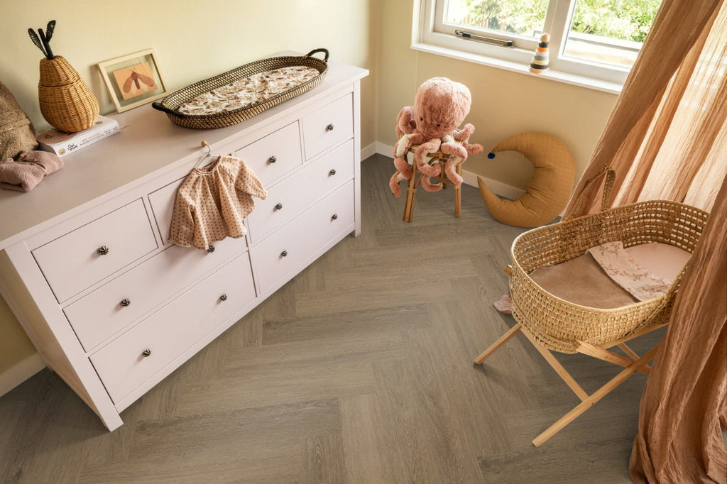 Spigato Viranto visgraat click SRC light brown sfeer