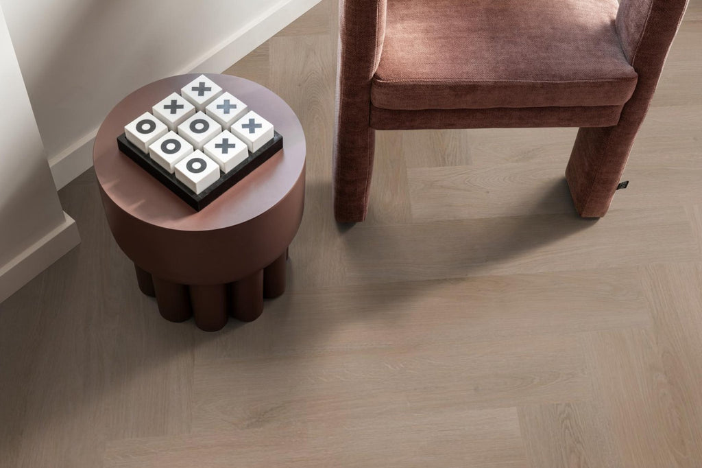 Spigato Navaro visgraat dryback dark oak sfeer