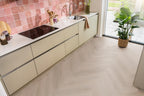 Spigato Navaro visgraat dryback dark oak sfeer