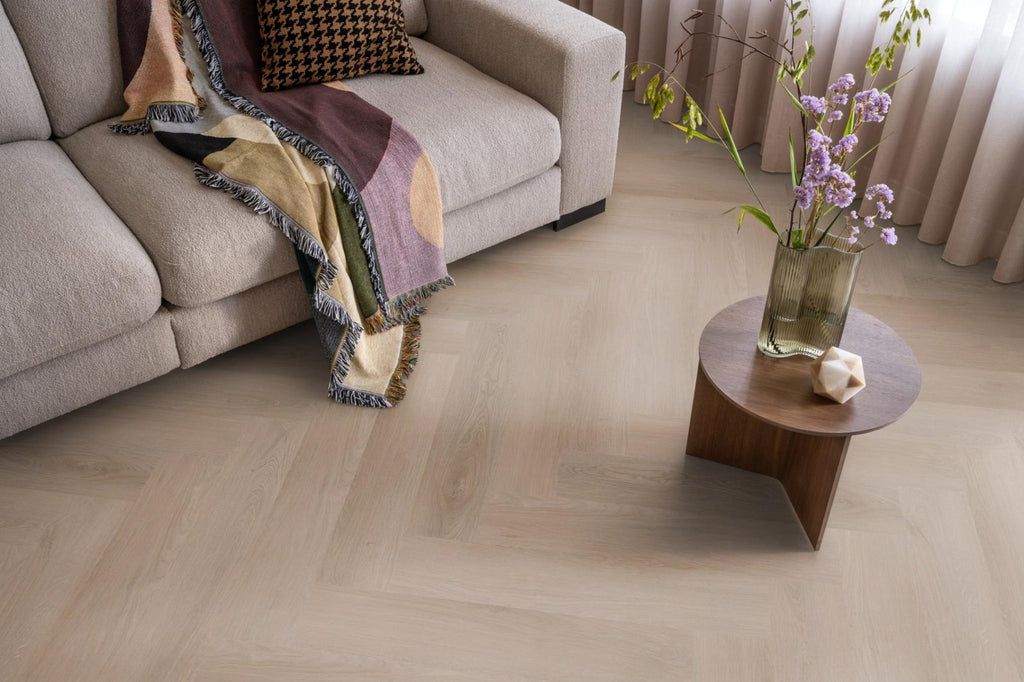 Spigato Navaro visgraat dryback dark oak sfeer