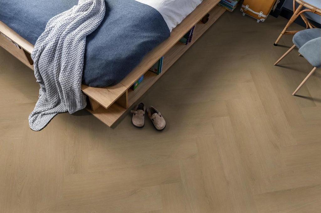 Spigato Navaro visgraat dryback light oak sfeer