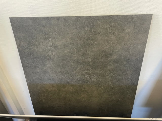 Arctec Beton Black Tegel 100x100 sfeerbeeld