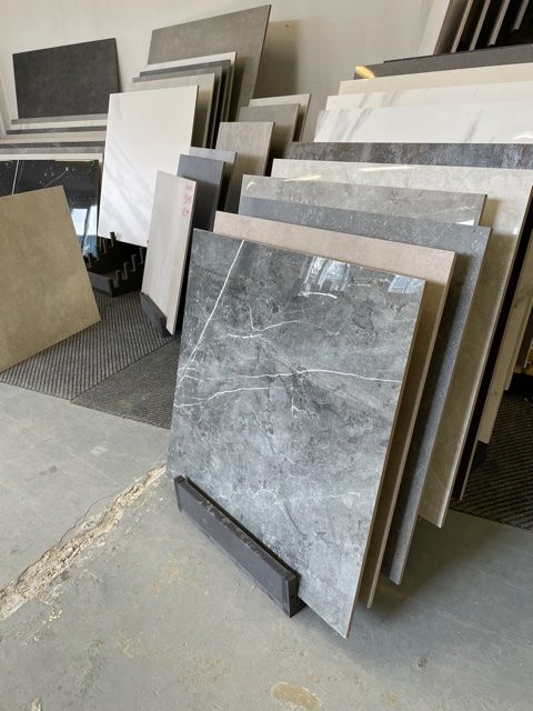 Dover Misty Hoogglans Tegel 60x60 cm sfeerbeeld